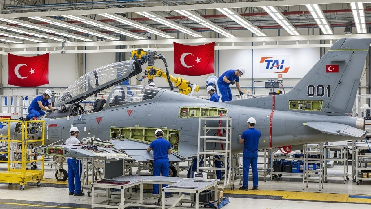 T&uuml;rkiye наконец-то выпустила учебно-тренировочный самолет H&uuml;rkuş нового поколения