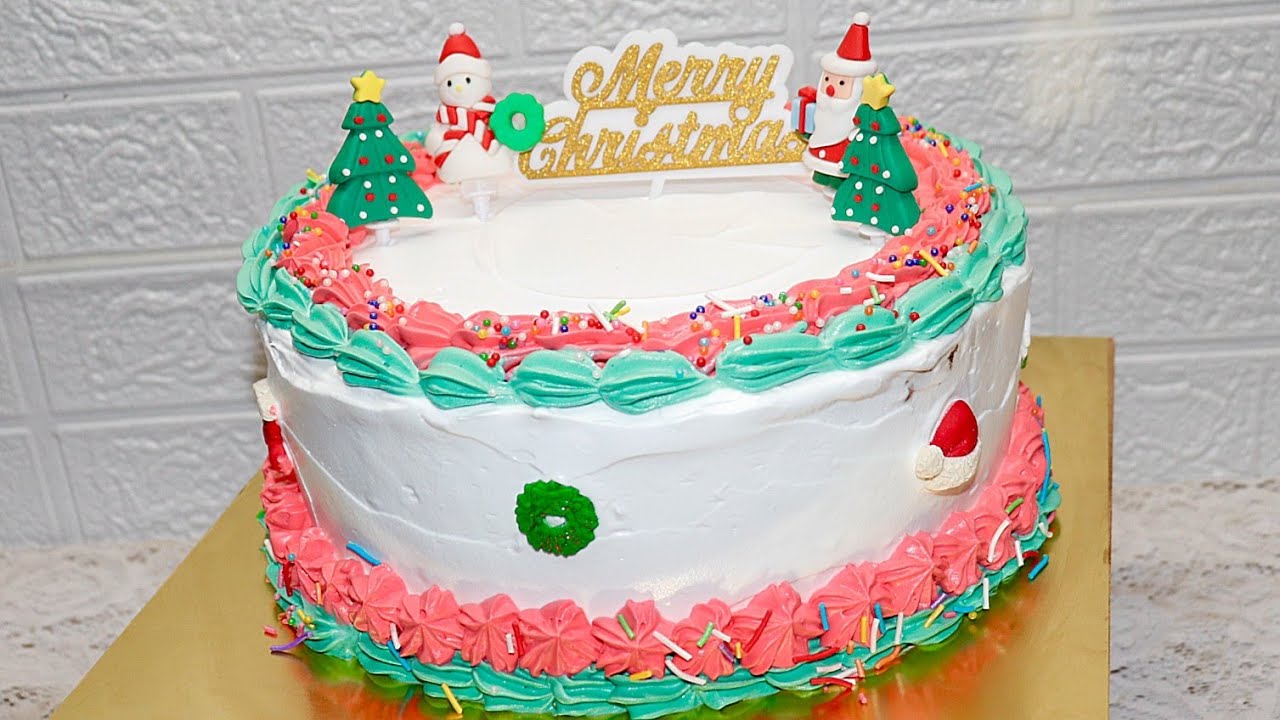 Christmas Theme Cake Decorating |Almeidas Kitchen Delight 
