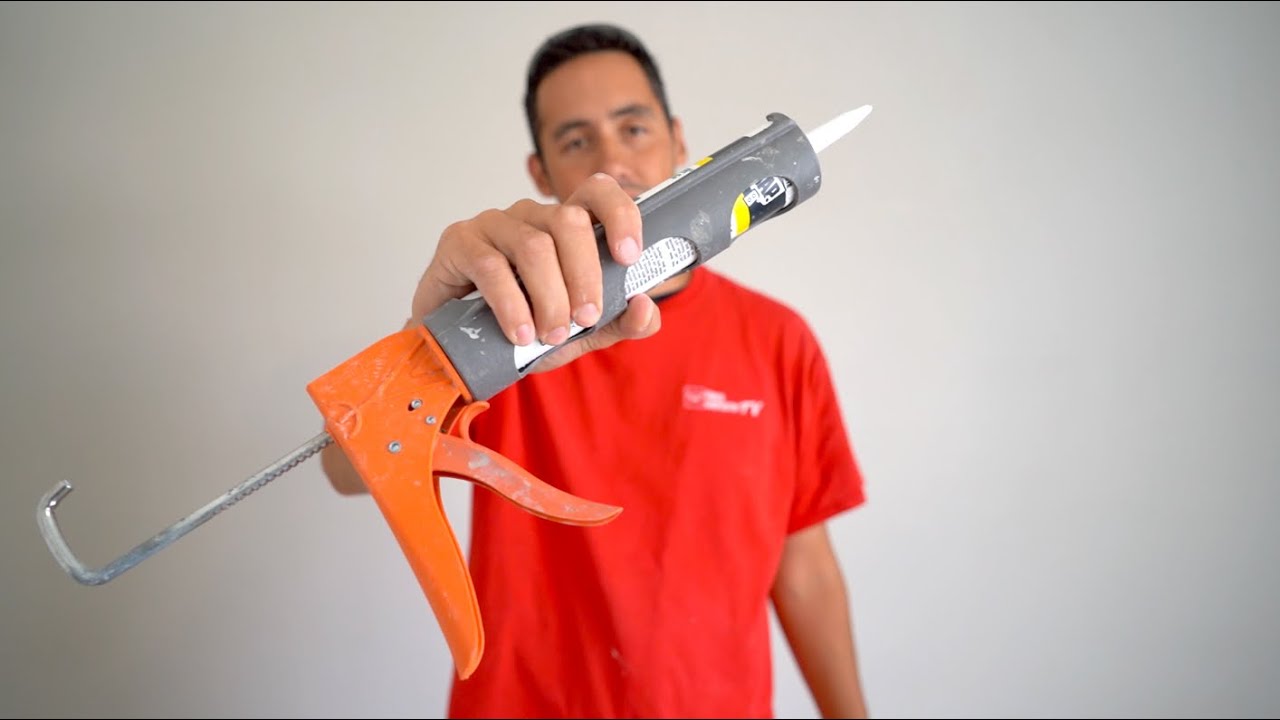 How to Caulk Crown Moulding and Finish Trim Work