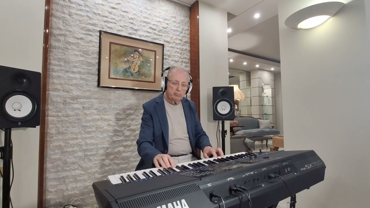 Besame Mucho- cover on Yamaha psr SX700 @nabilmattar2322 