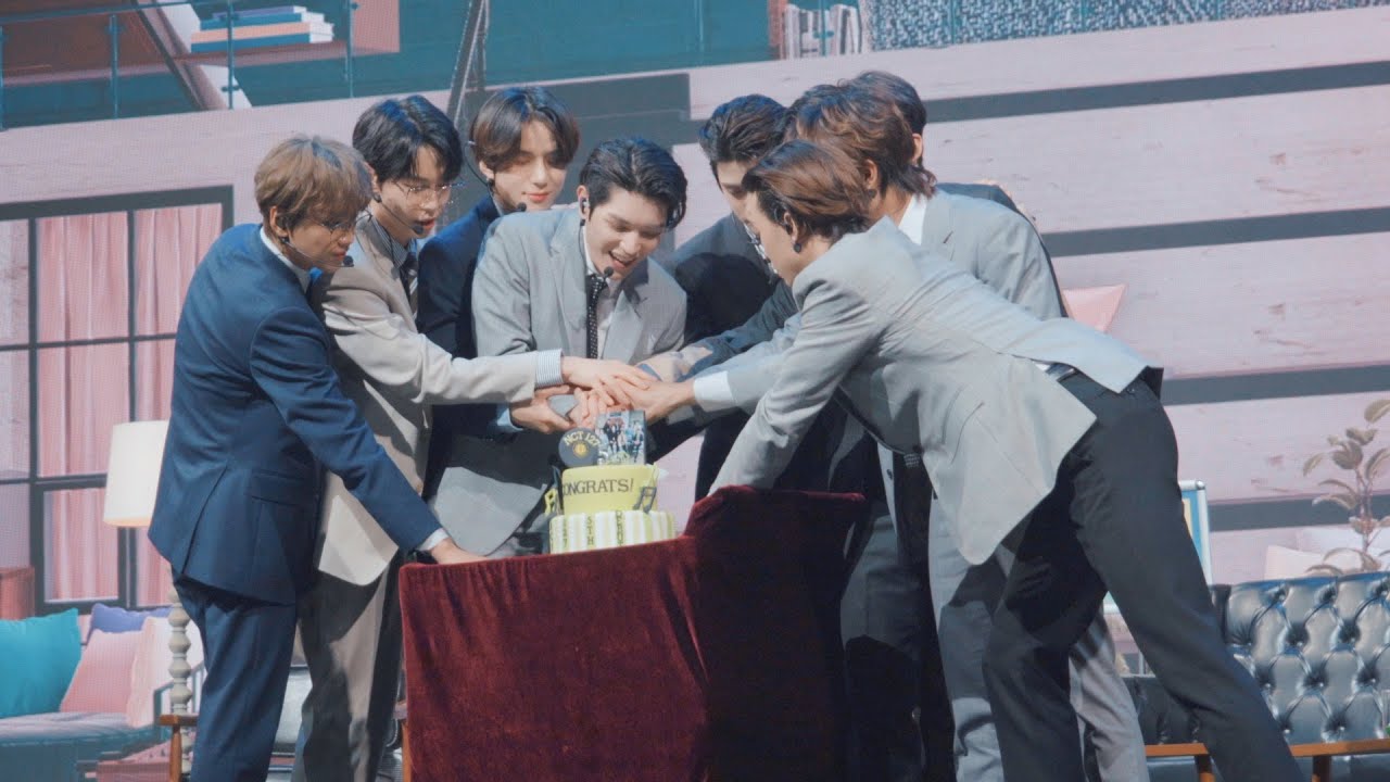 5주년 축하해요 시즈니👋🏻💚ㅣBeyond LIVE - NCT 127 ONLINE FANMEETING 'OFFICE : Foundation Day' Behind