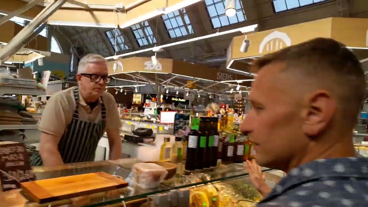 Рижский крытый рынок - самый большой в Европе!