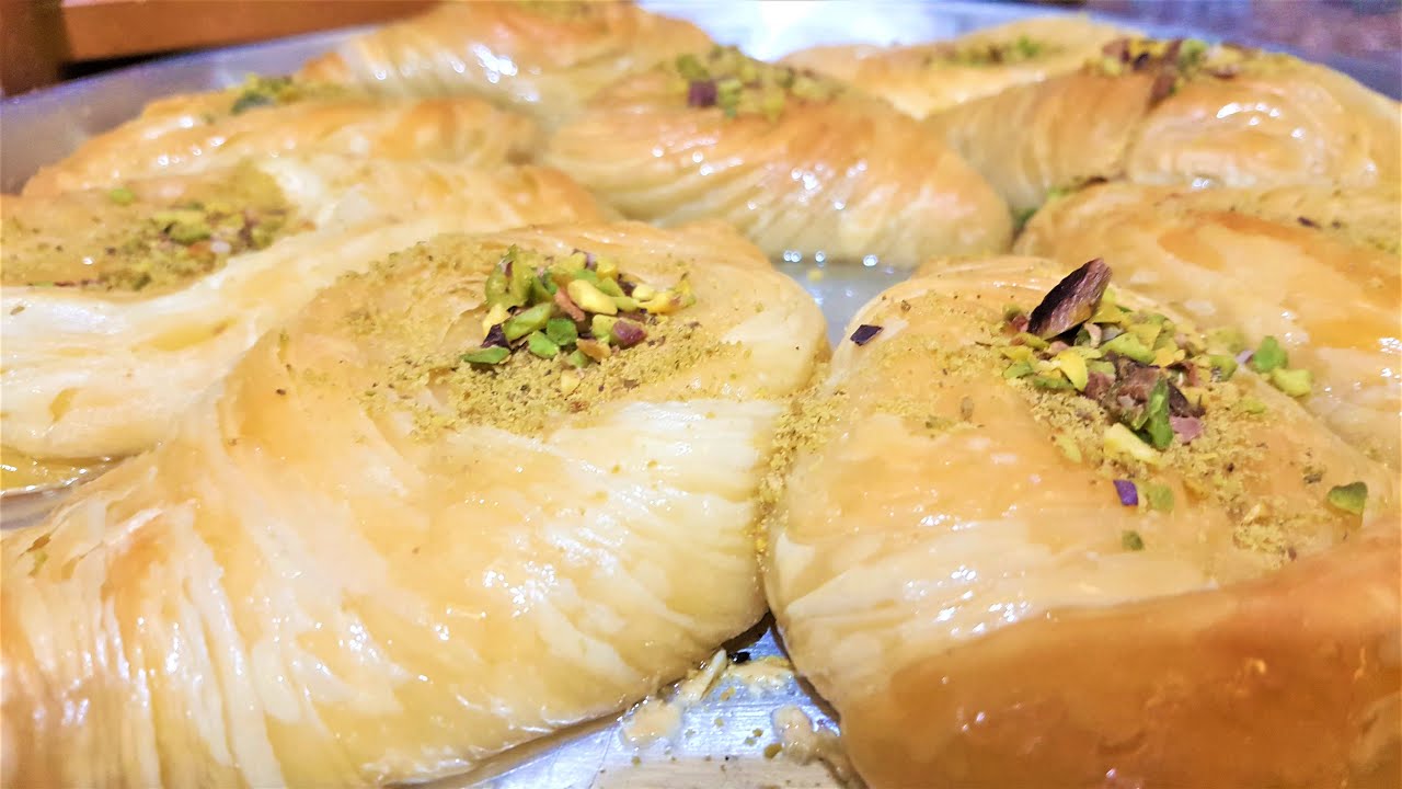 وربات !! (فطاير جوز و قشطة )⭐⭐⭐⭐⭐