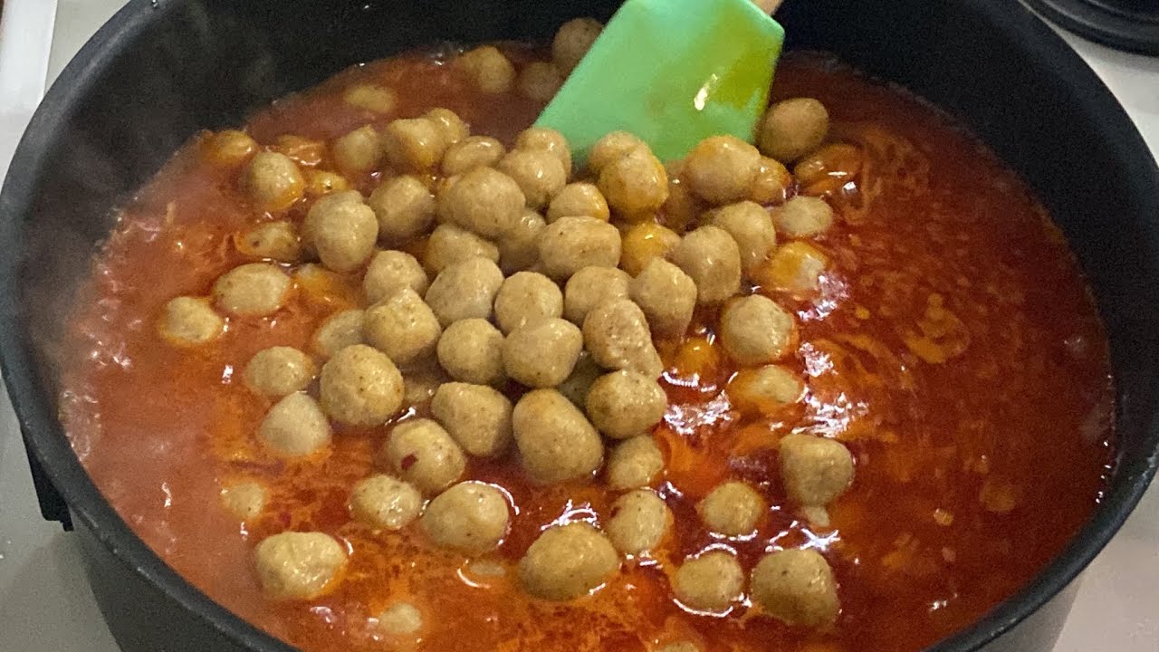 Ваш ужин готов: 1 стакан булгура и 1 картофелина. Все ингредиенты есть дома. Фрикадельки из булгура.