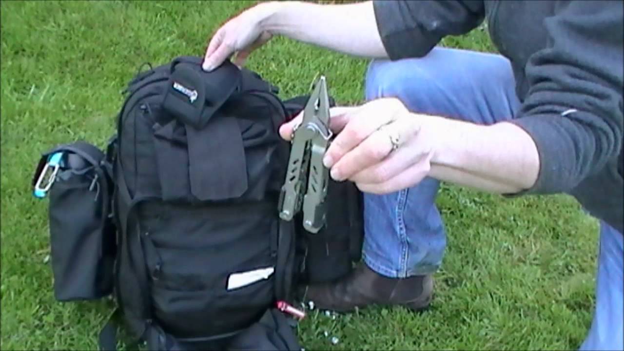 5:11 RUSH 12 DAYPACK CONTENTS FOR DAYS IN WOODS AND WALKING