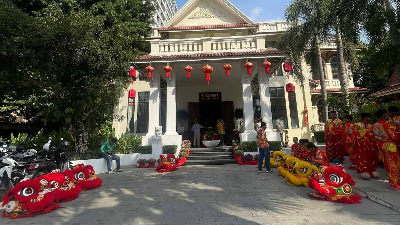 The grand opening has begun🙏🥰💵🎉🧧🇰🇭💕 Good luck, Hong Jing Bao Restaurant