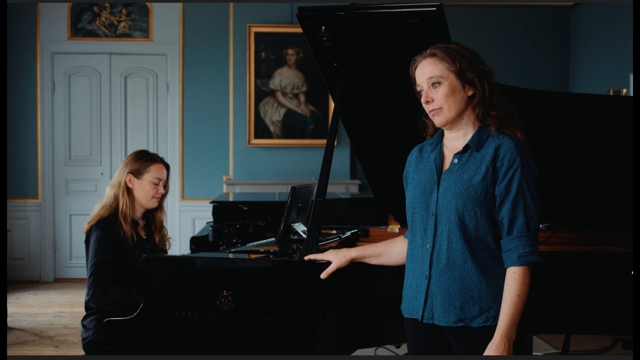 Gabriel Fauré: Clair de Lune by Annastina Malm & Anna Christensson
