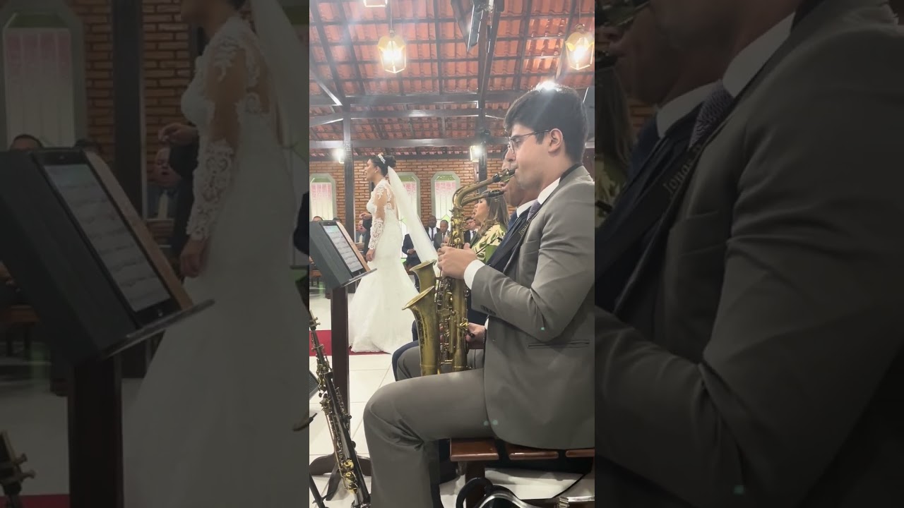 Amo ao Senhor, O Deus dos Deuses (ICM) - Mateus & Victoria.