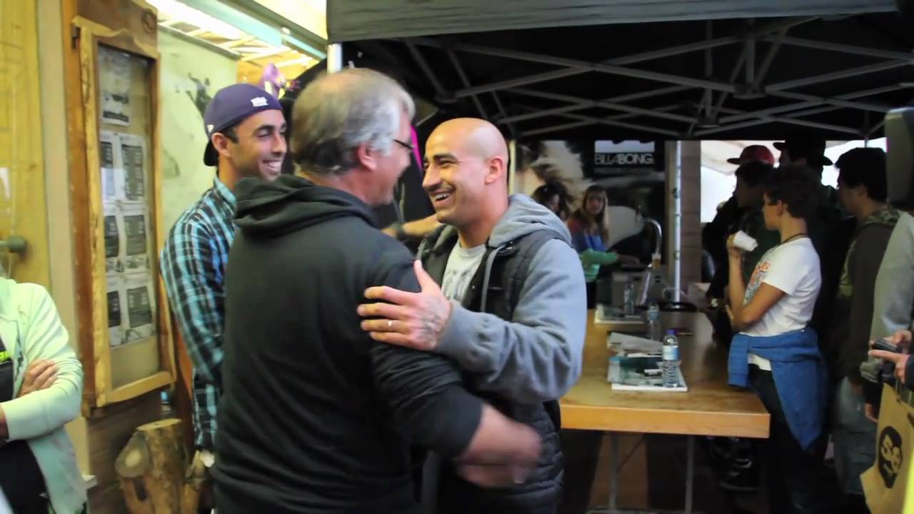 Jordy Smith, Bobby Martinez and Roy Powers at a rockstar signing session by Team O'Neill
