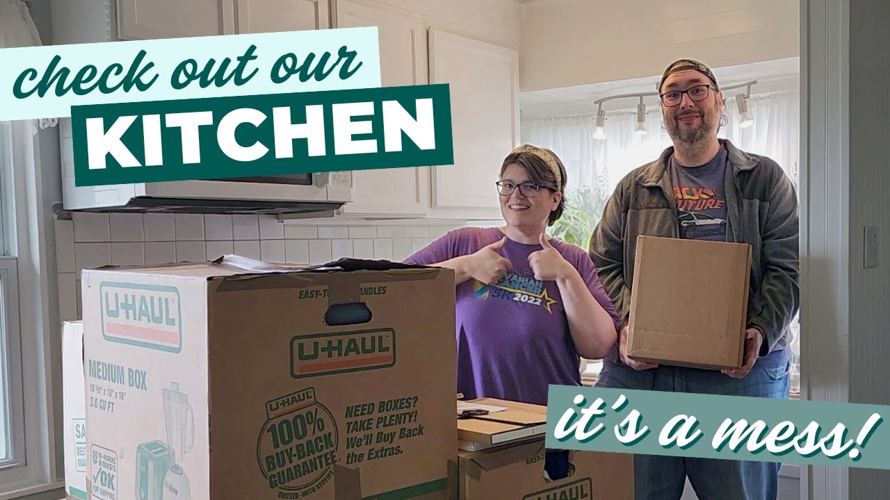 Let's Get Back In The Kitchen // TOUR + House Sneak Peek!