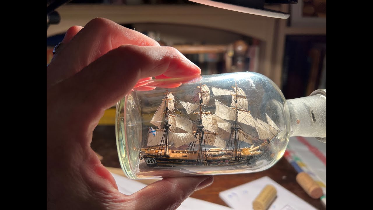 Building the Hercules Frigate from Admiral G. Brown in 1814 as a Ship-in-a-Bottle. SIB