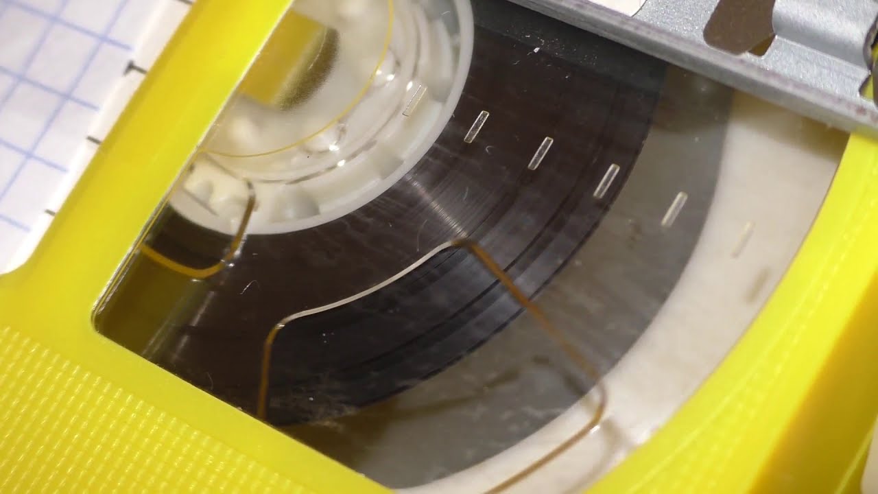 Видеомагнитофон  JVC HR-J658