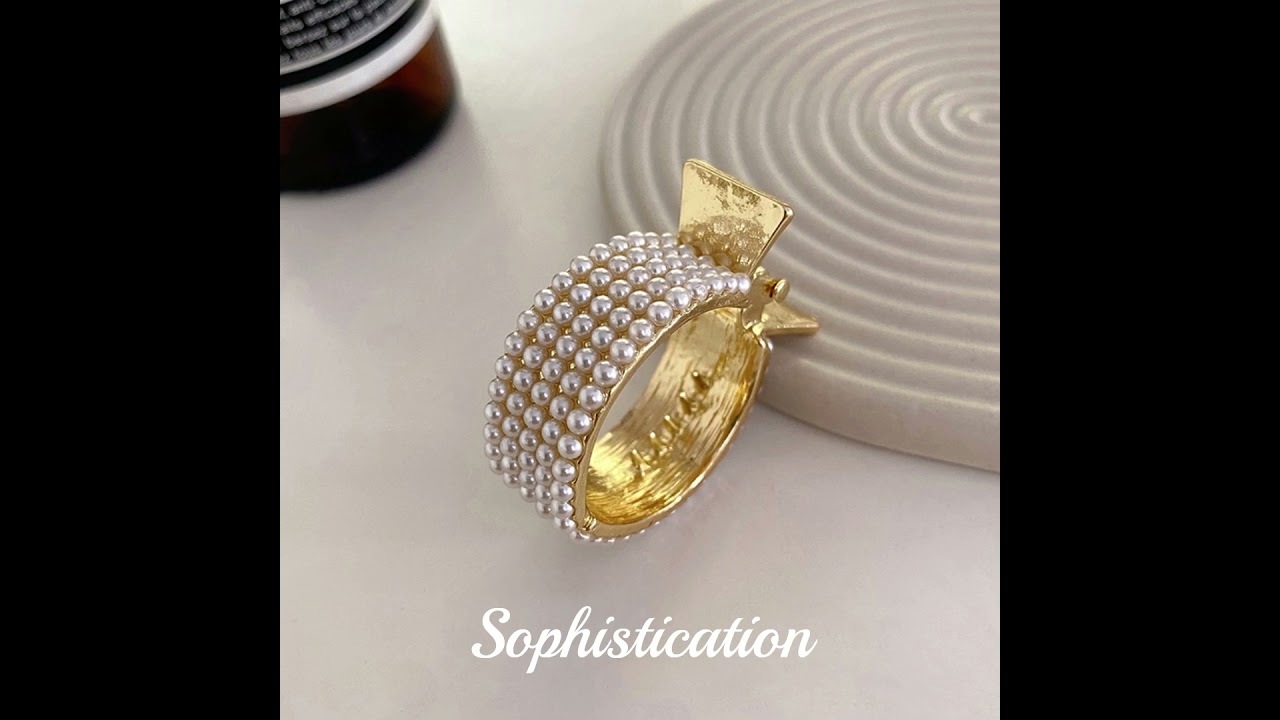 Elegance Refined: Pearl Rhinestone Hair Claws for Girls! #hairaccessories #headgear #hairclaw #girls