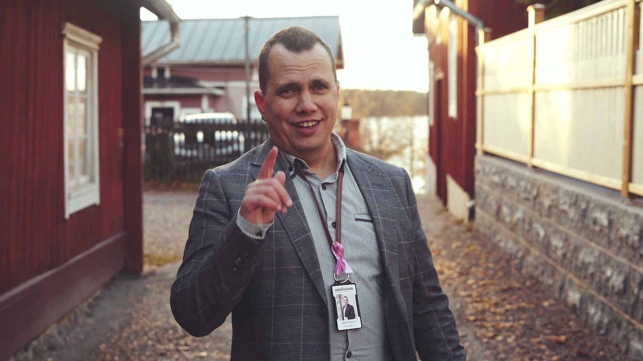 Aninkainen Aura