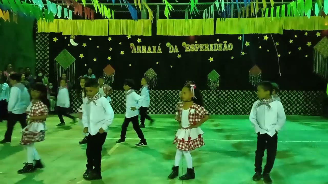 Arraiá da Esperidião 2022 - 2° Ano Esmeralda - Professora Jane - Xote da Alegria