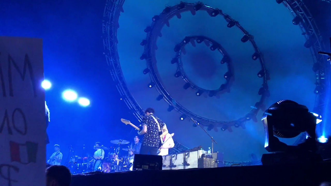 Paramore - Misery Business - Live @ O2 Arena London 12/1/2018