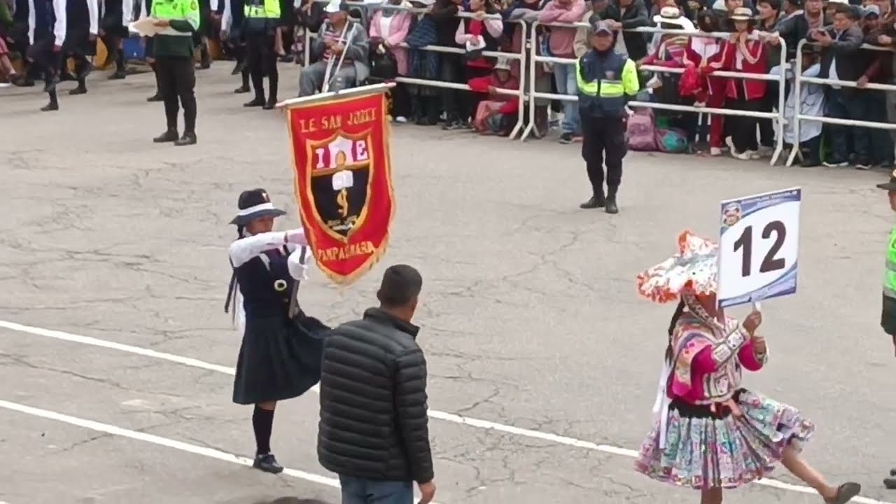 DESFILE COLEGIO SAN JORGE DE PAMPACAMARA EN URCOS 20/06/2024