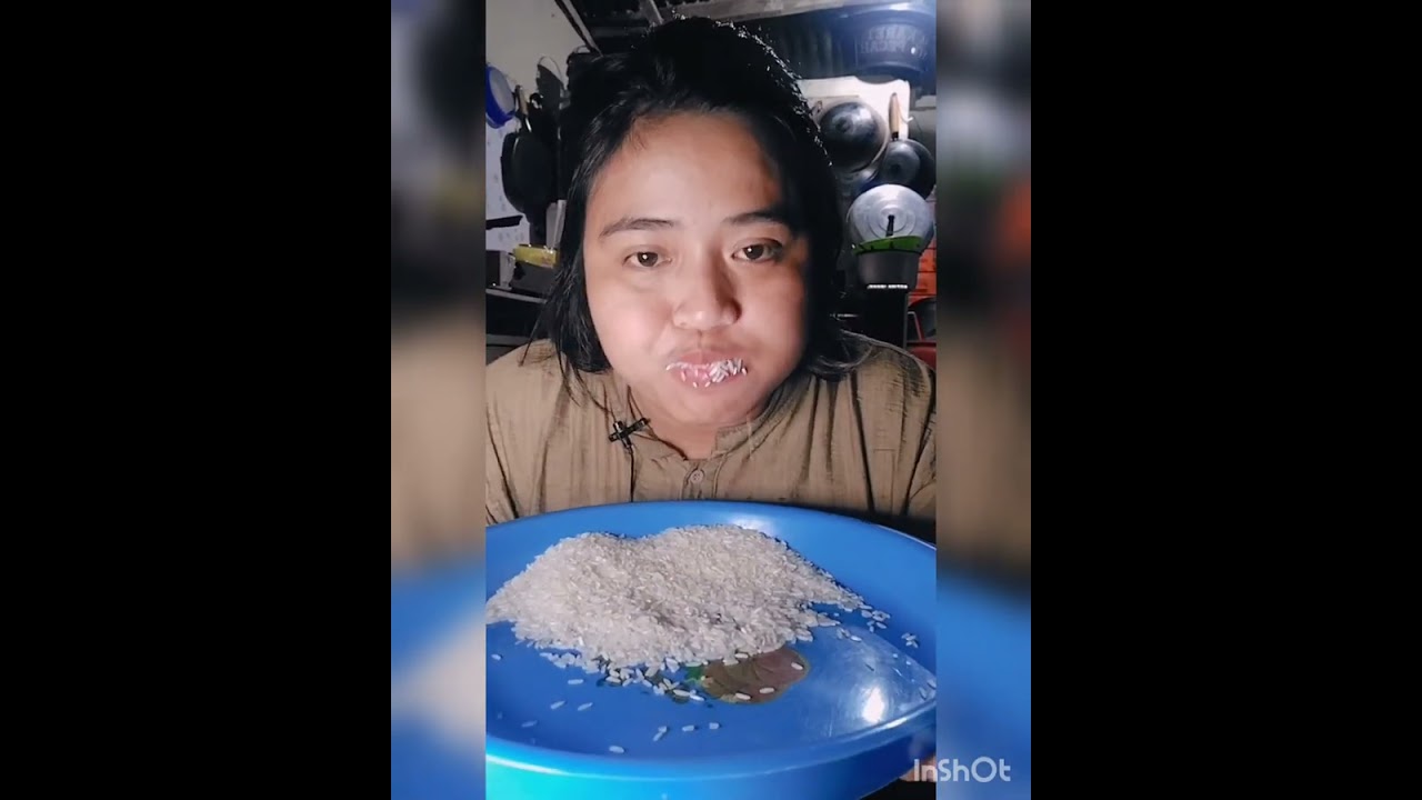 Mengabungkan beras dua merek super cristal dari Losari dan anak raja