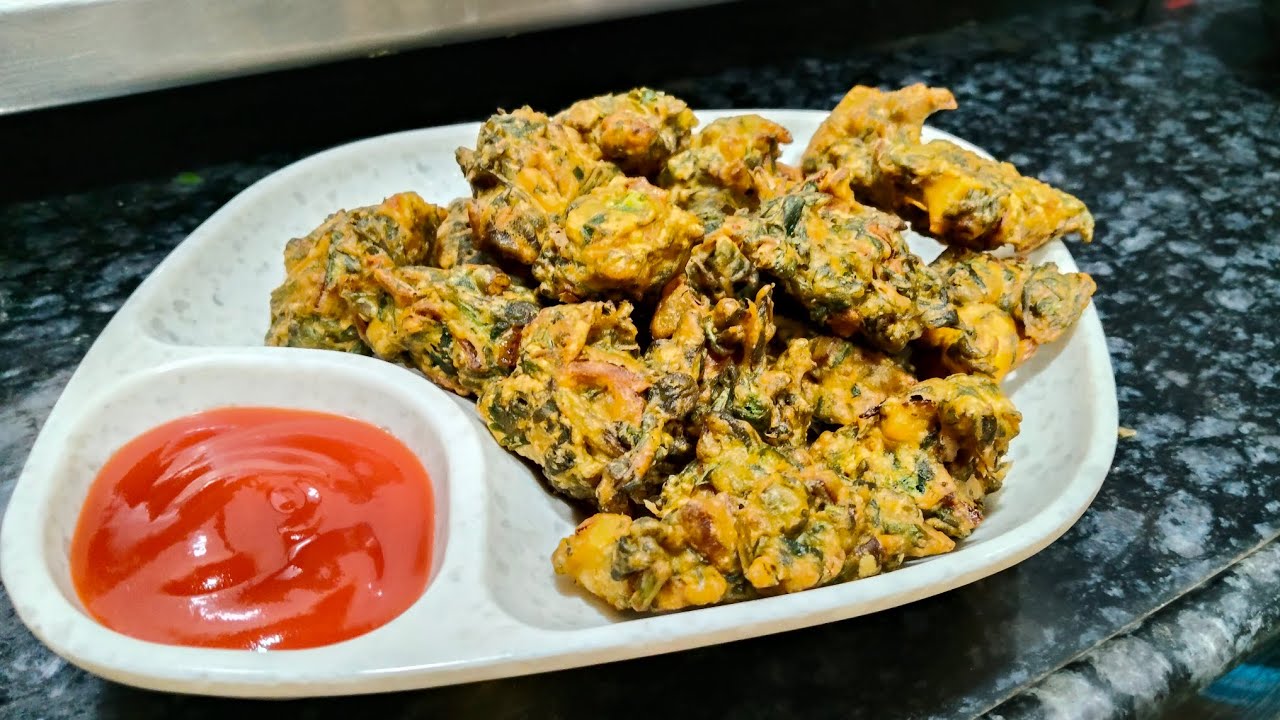 ||चाय के साथ सबसे अच्छा नाश्ता यही है सबने यहीं कहा||Palak dhaniya ki pakaudi|pakoda recipe