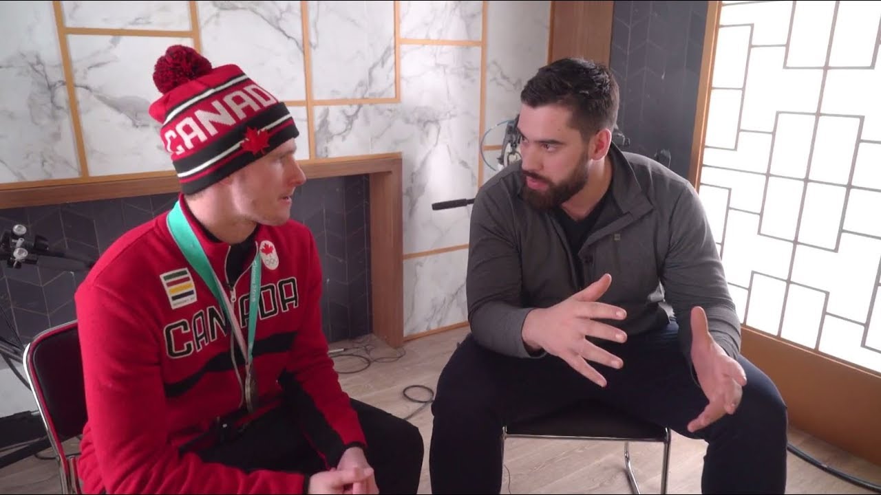 Laurent Duvernay-Tardif discute avec Maxence Parrot