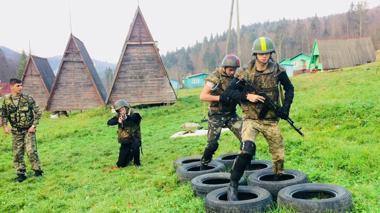Естафета на військовій смузі перешкод (Лунка 2018)