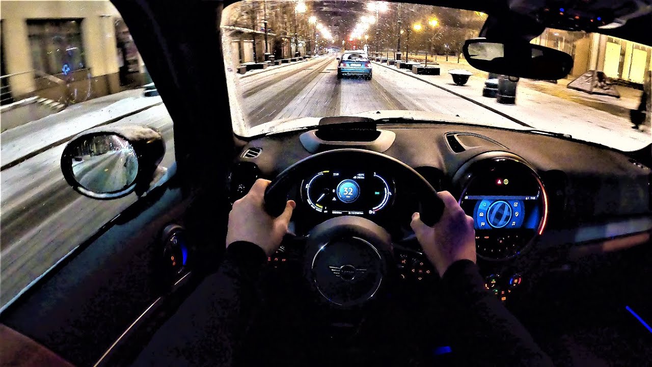 2021 MINI Cooper Countryman (hybrid) 1.5 220HP - Night POV Test Drive.  Amazing ambient lights!