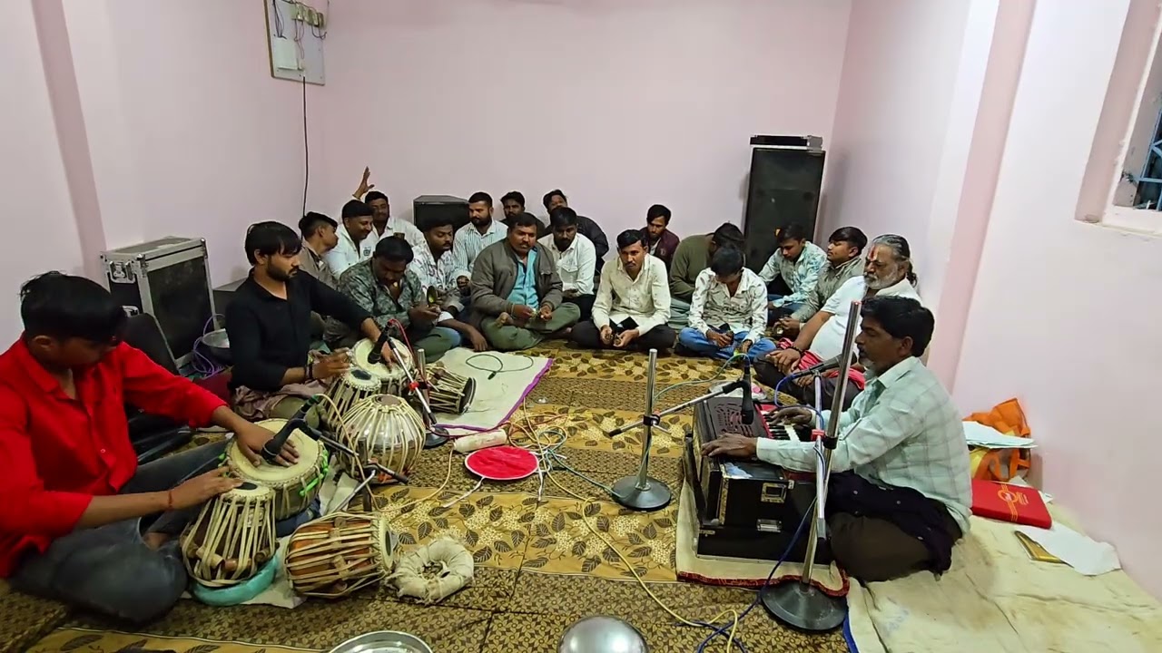 Bhajan gujarati bhajan krishna  bhajan madhi bhandariya 