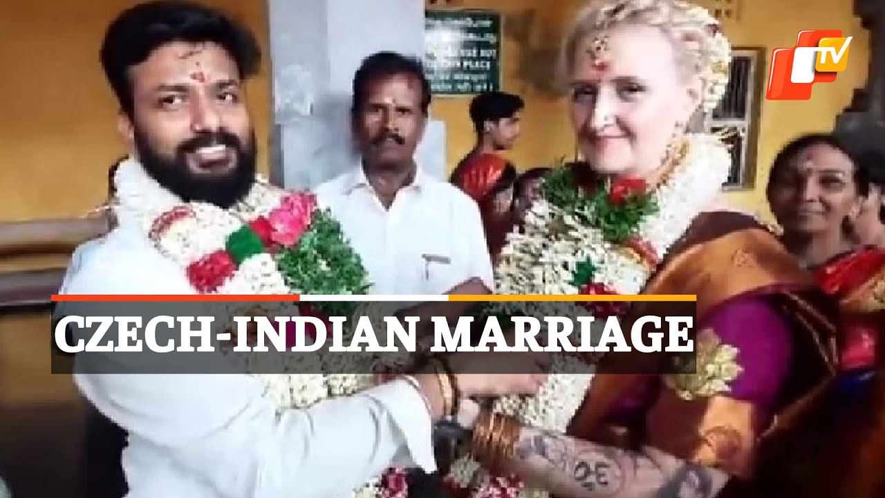 Czech Girl, Madurai Youth Get Married In Rameswaram | OTV News