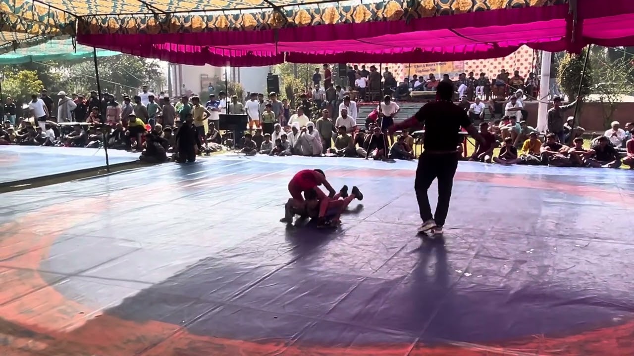 “राज्य स्तरीय कुश्ती मुकाबला 🔥 जोरदार टक्कर!