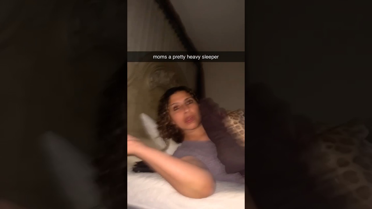 STOLE MY MOMS MONEY IN HER SLEEP 🛌 