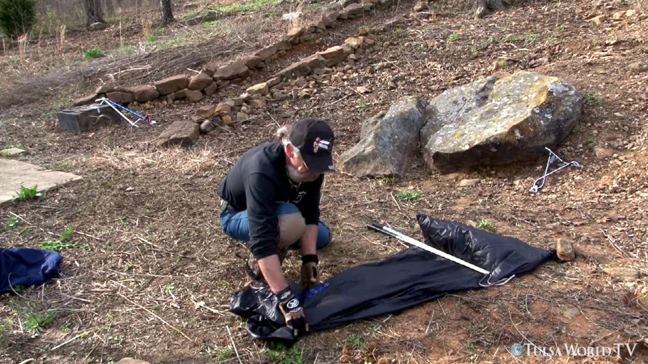 Catching and Bagging a 6-foot Rattlesnake, the 2020 update