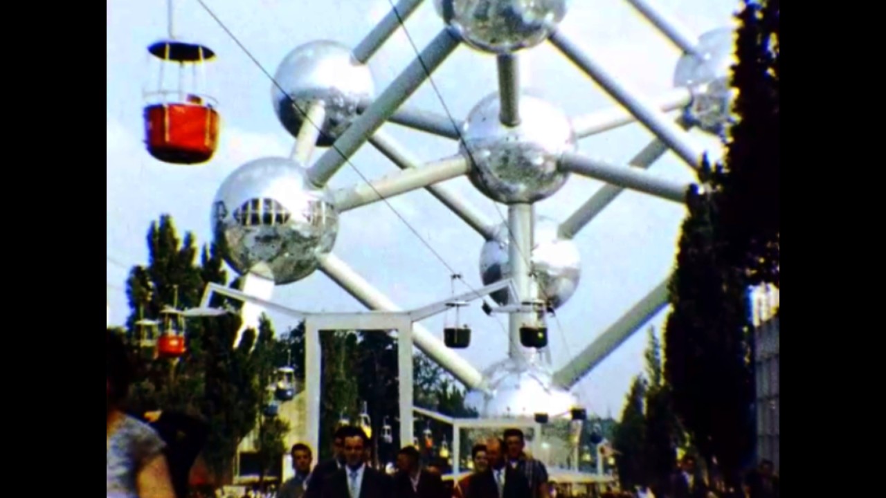 Expo 58, World's Fair Brussels 1958, 1950s, the Atomium seen via a Sabena Helicopter Ride, F1104 a