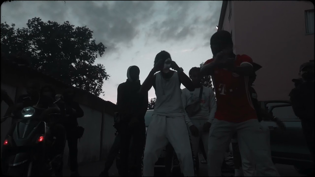 Mv Lehazi - la caill&eacute;e feat 2cro (clip officiel)