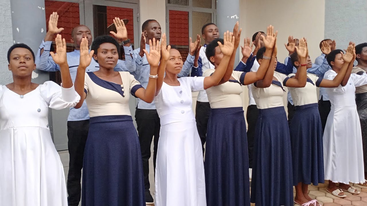 GUHINDUKA by BYUKA URABAGIRANE Choir Official Video.
