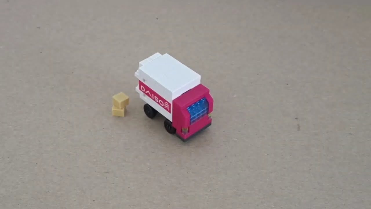 Building the Daiso Delivery Truck Petit Block