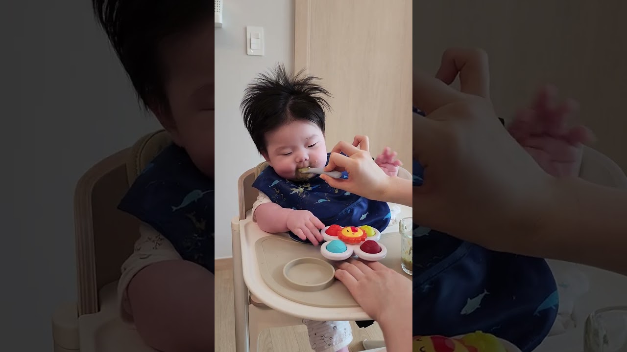 D+187 이유식13일차 아직 이게 먹는건지 잘 모르겠어요