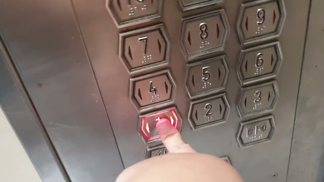 Block 20 Holland Village Crappy EM/BLT Elevator (Lift A)