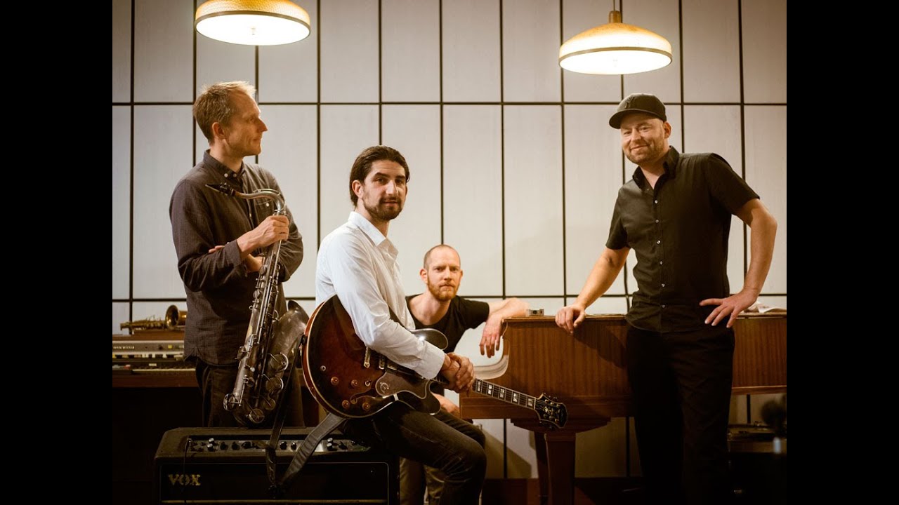 Andreas Wirth Trio featuring Ignaz Dinne - Inner Urge