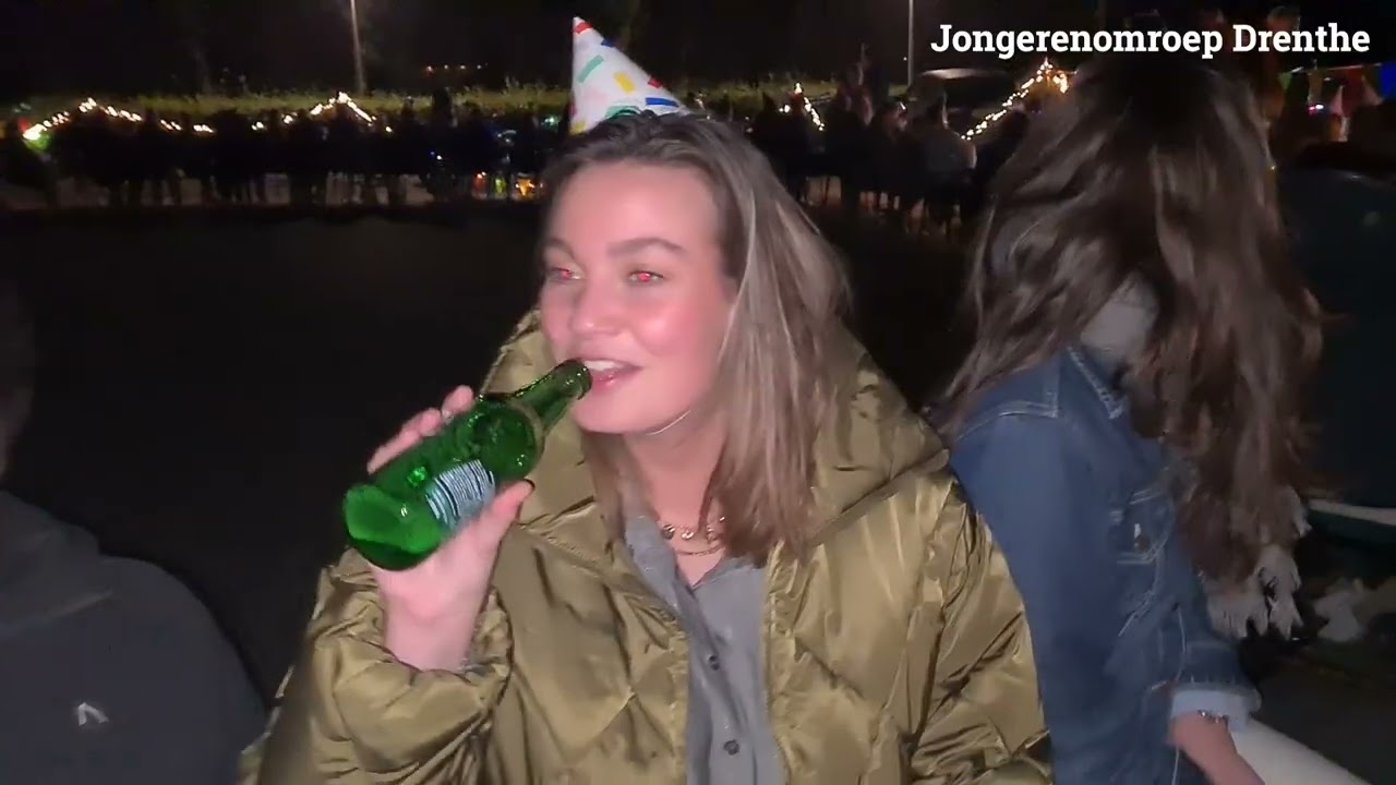 Honderden mensen de straat op voor het maken van opdrachten voor de 5e editie van Dorpsquiz op Erica