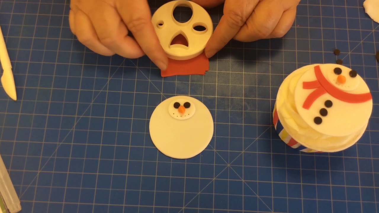 How to use the FMM Mix N Match Faces Cutter to make Christmas Faces