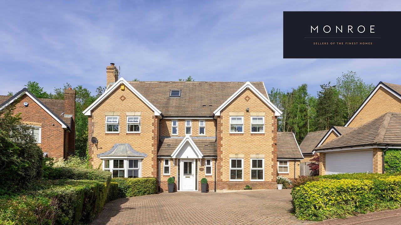 Wigton Park Close - Inside a Stunning 6-Bed Alwoodley Home