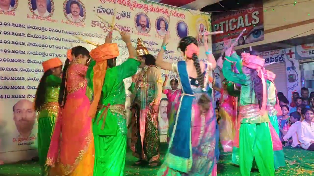 Banayenge Mandir Song Dance performance in mahankali temple Sai teja's Vidyanikethan high school