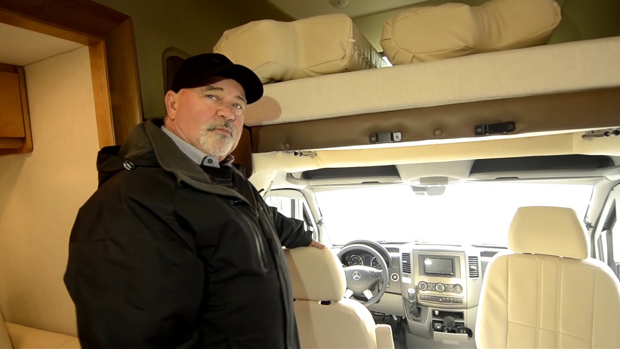 The RV Corral 2019 Tiffin Wayfarer 25RW Stock # NC685