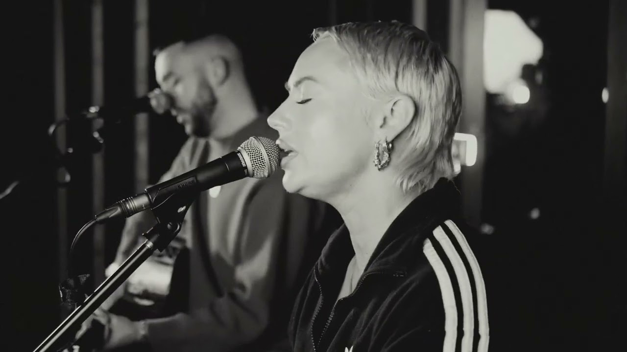 Ciaran Moran & Rebecca Creighton | Shot in the Dark (Live) Kingfishr Cover 