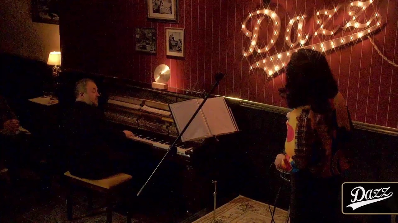 DAZZ 🔴 LIVE - CRISTINA MORA & MOISES P. SANCHEZ
