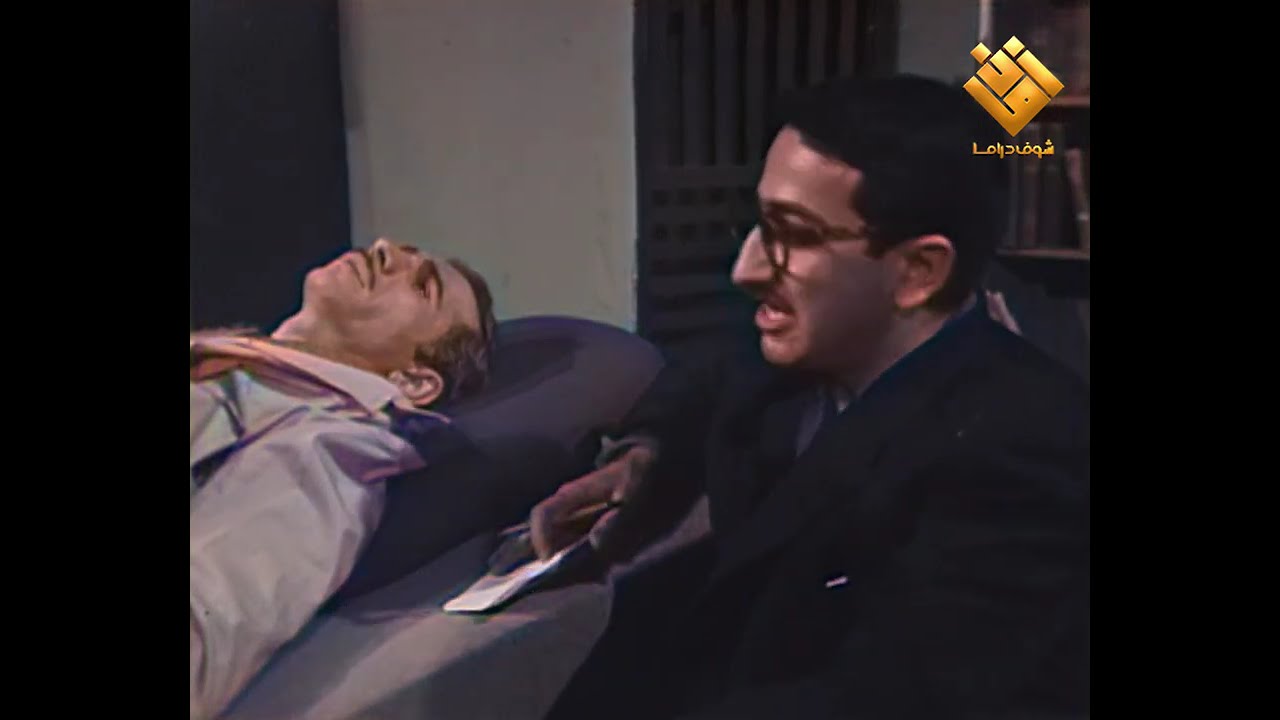 قنع الحكيم ان الحياة مالها طعمه ولازم انتحر فقرر الحكيم ينتحر معه اضحك مع غوار
