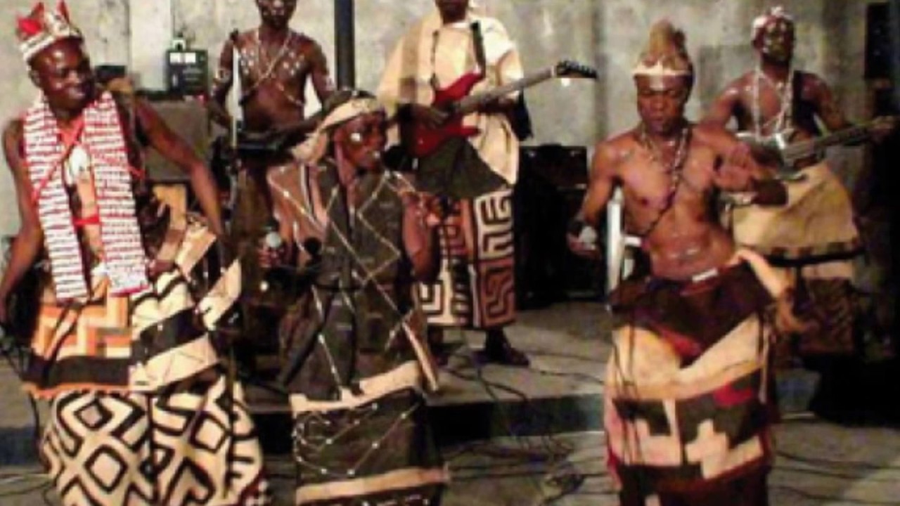 MI AMOR FEAT GABY - TUBUNGIE - BASONGYE BULAYI MESO