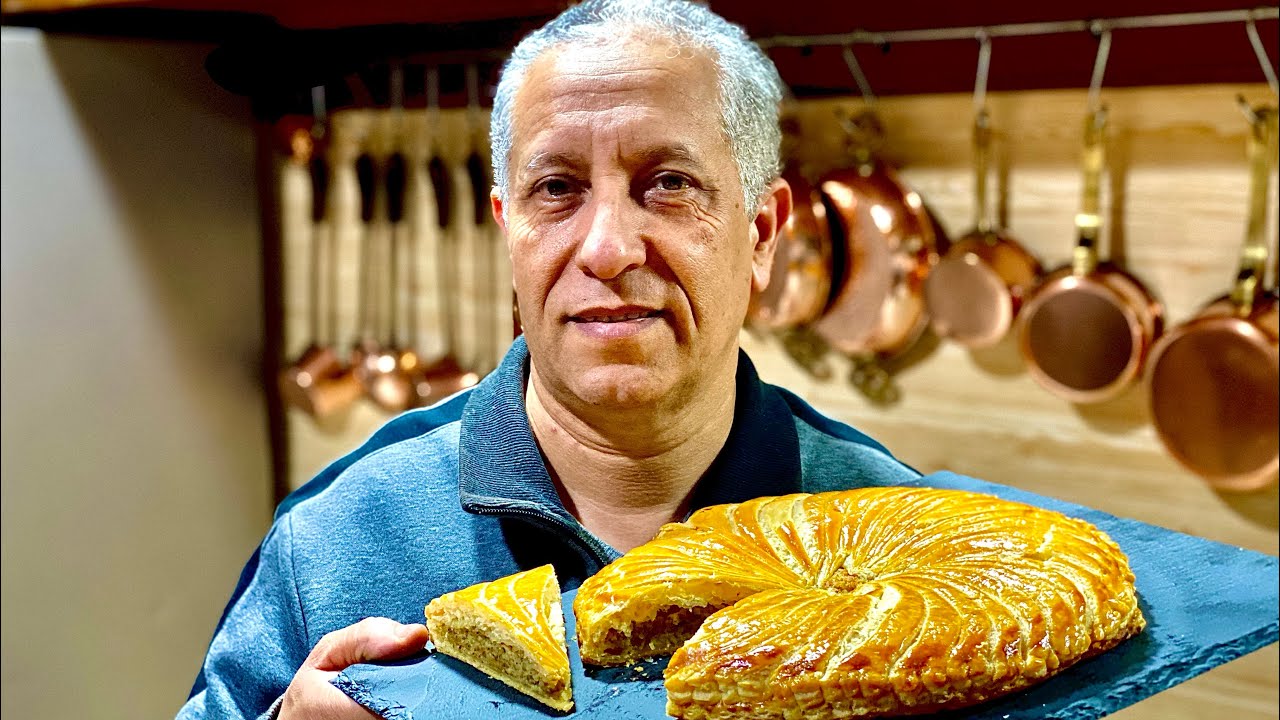 Galette des rois فطيرة الملوك بحشوة لذيذة و سهلة الآن بين يديك