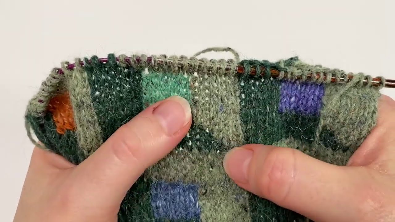 Little Lessons Intarsia: Intarsia Joins on the Diagonal