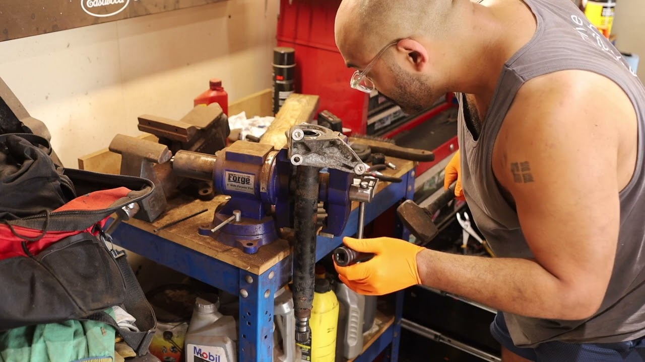 2003 2010 Saab 93 Mid Shaft Bearing Replacement